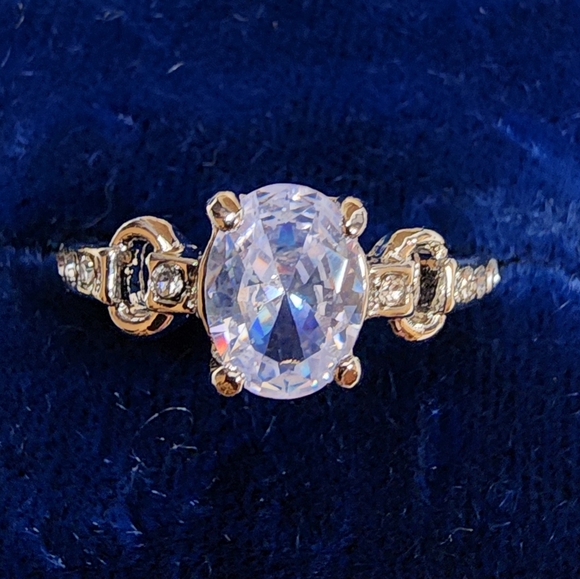 Fashion Ring - Picture 1 of 4